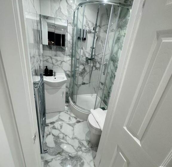 Номер Стандарт, Tina Guest House