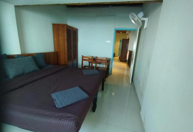 آپارتمان 1 خوابه با چشم‌انداز دریا, Beach Doorz Place Tbv