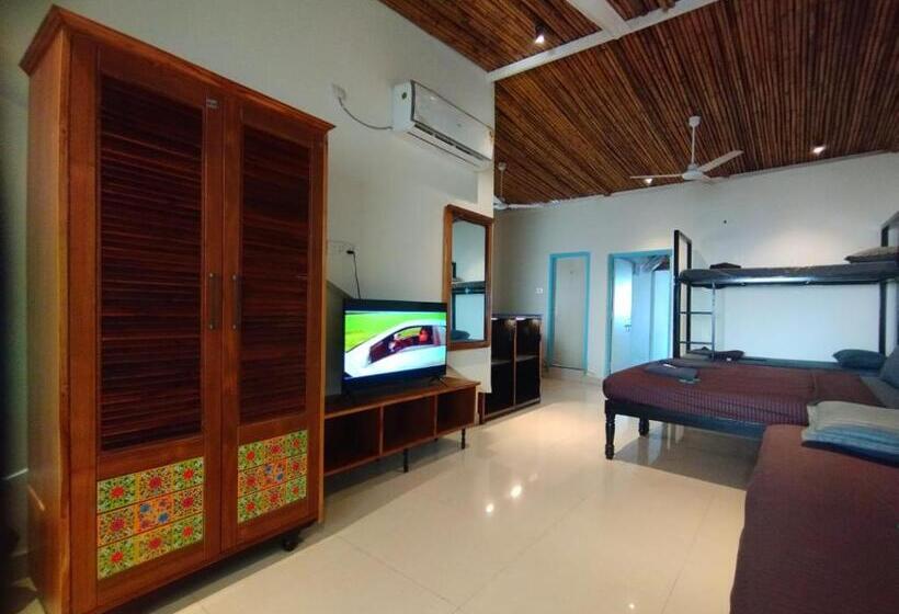 آپارتمان 1 خوابه با چشم‌انداز دریا, Beach Doorz Place Tbv