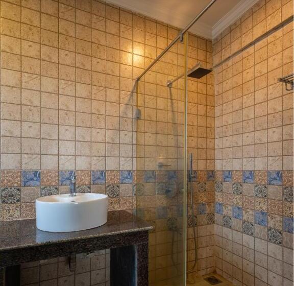 اتاق لوکس با بالکن, Beach Doorz Place Tbv