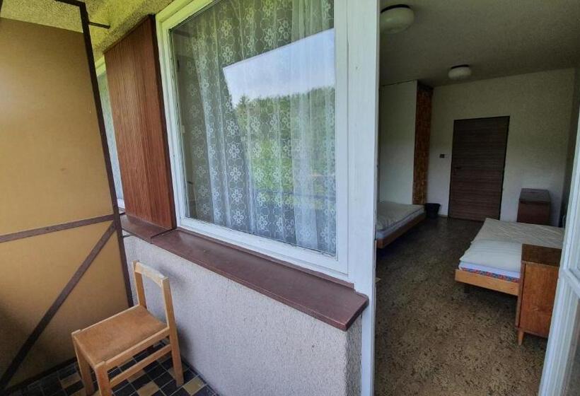 Трехместный Номер Стандарт с Видом, Pohodové Ubytování U Přehrady   Chata Bublačka