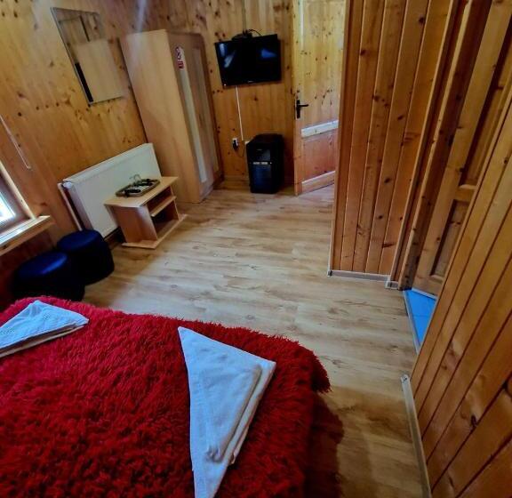 اتاق استاندارد, Pensiunea Rossvillas!!