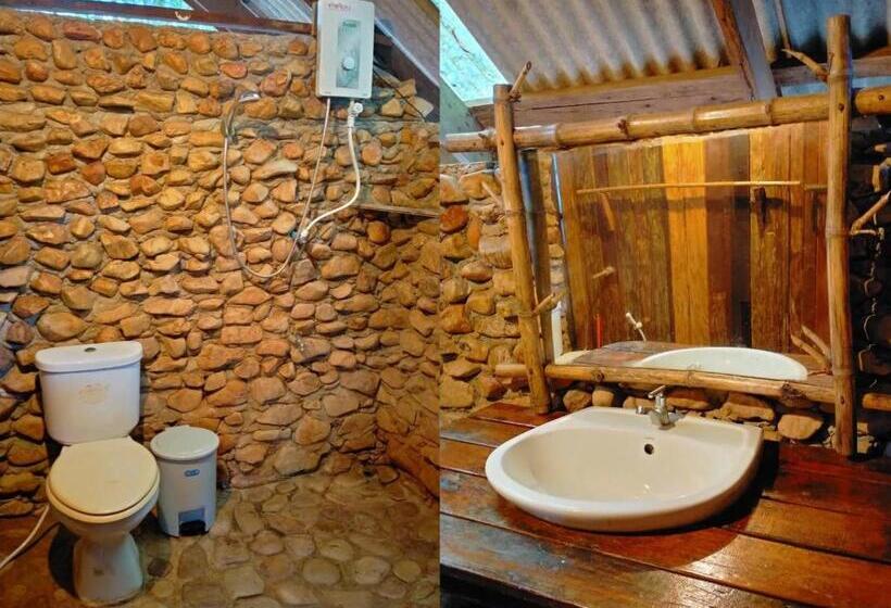 Семейное Бунгало, Bonhomie Beach Cottage