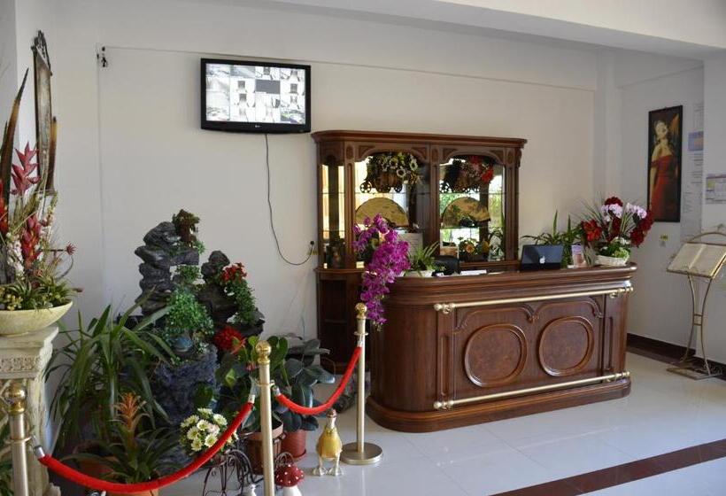 اتاق استاندارد با بالکن, Smarthouse