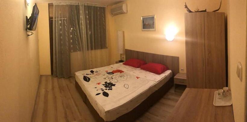 Quarto Estandar com Sacada, Primorski Briz Guest House