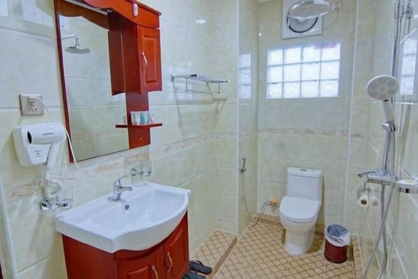Superior Room, Myat Nan Yone