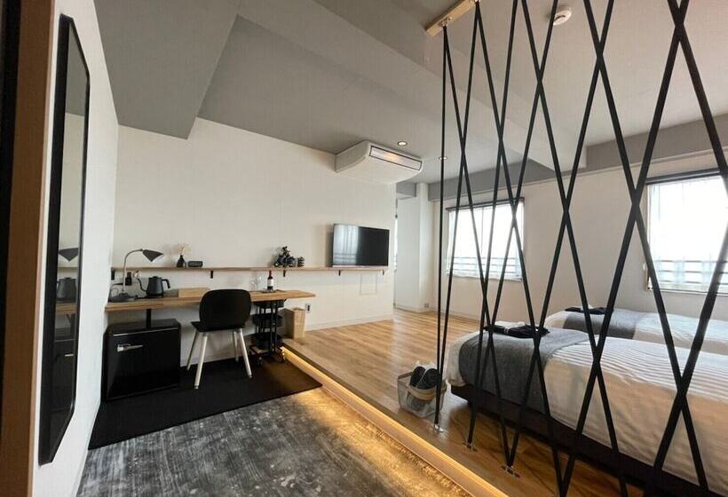 Quarto Deluxe, Fukuyama Royal