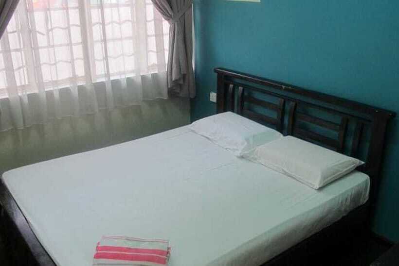 اتاق استاندارد, Borneo Backpackers
