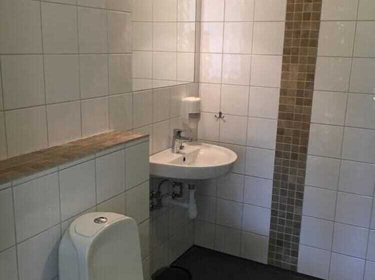 Номер Стандарт, Varbergs Gk Västra Hotell