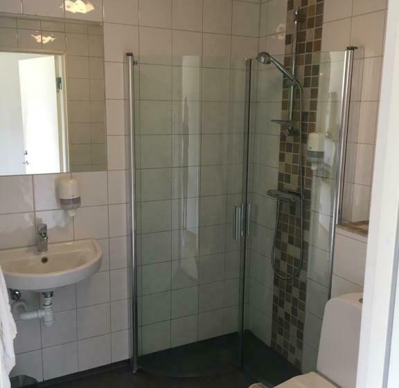 Номер Стандарт, Varbergs Gk Västra Hotell