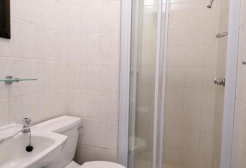 בקתה, Glenmore Sands Beach Resort
