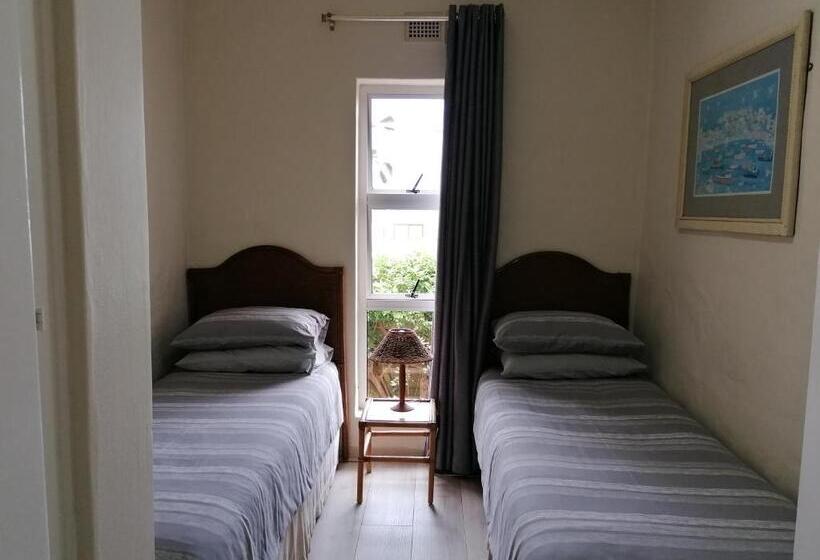 Хижина, Glenmore Sands Beach Resort