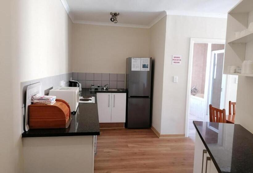 Апартаменты 1 Спальня, Glenmore Sands Beach Resort