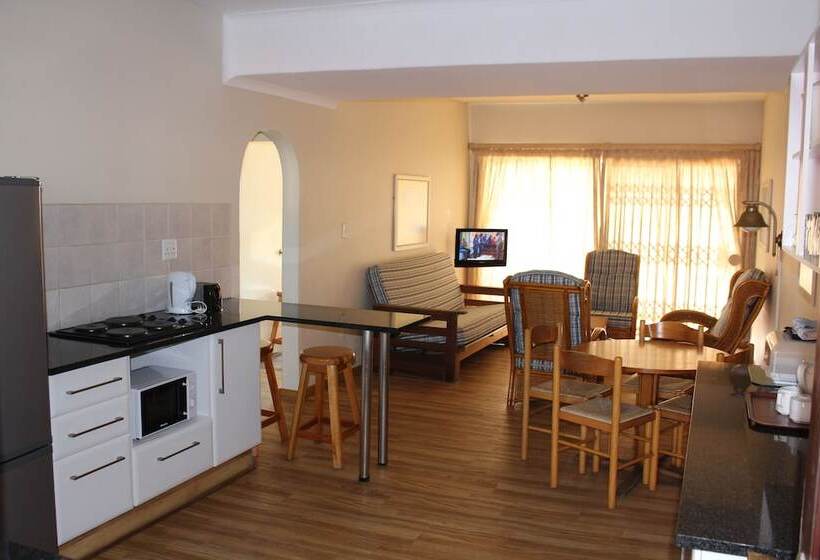 Апартаменты 2 Спальни Вид на Море, Glenmore Sands Beach Resort