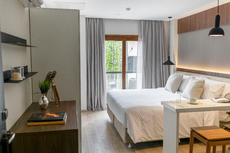 اتاق استاندارد, Five Hotel & Residences