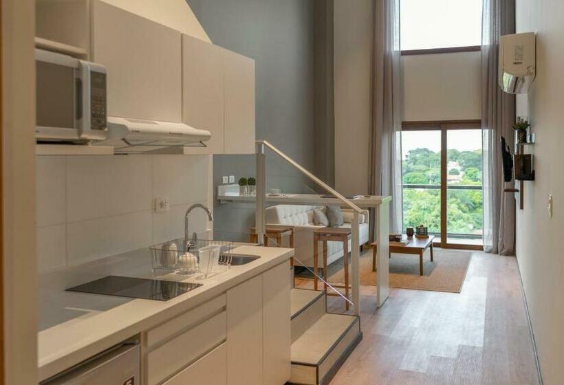 اتاق استاندارد, Five Hotel & Residences
