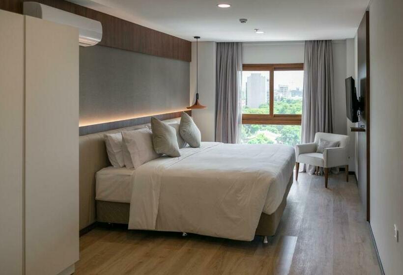 اتاق استاندارد, Five Hotel & Residences
