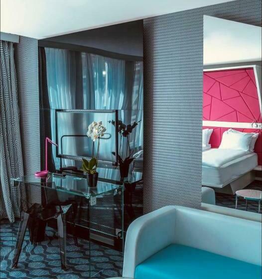 带观景的高级间, Magic Hotel Xhibition