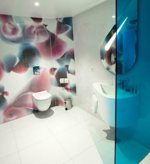 可观景的小型套房, Magic Hotel Xhibition