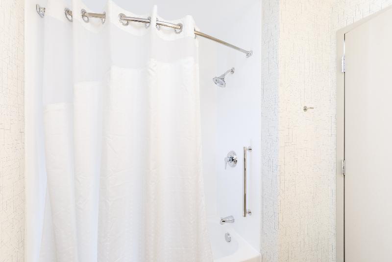 스탠다드 룸, Holiday Inn Express & Suites   Sturbridge, An Ihg