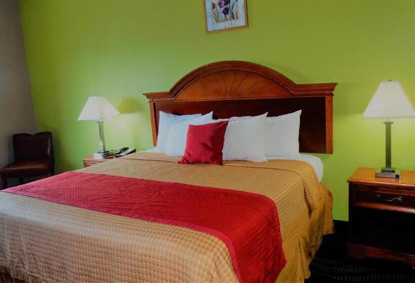 带大床的标准间, Oak Tree Inn & Suites