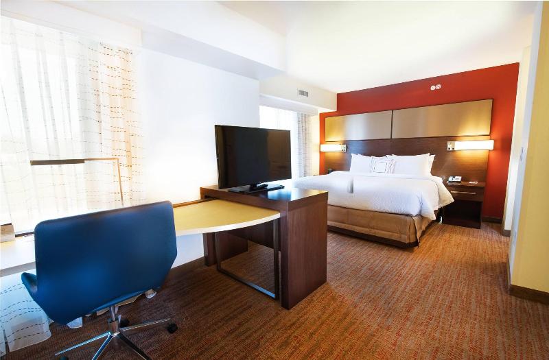 带大床的标准工作室, Residence Inn By Marriott Columbia West/lexington