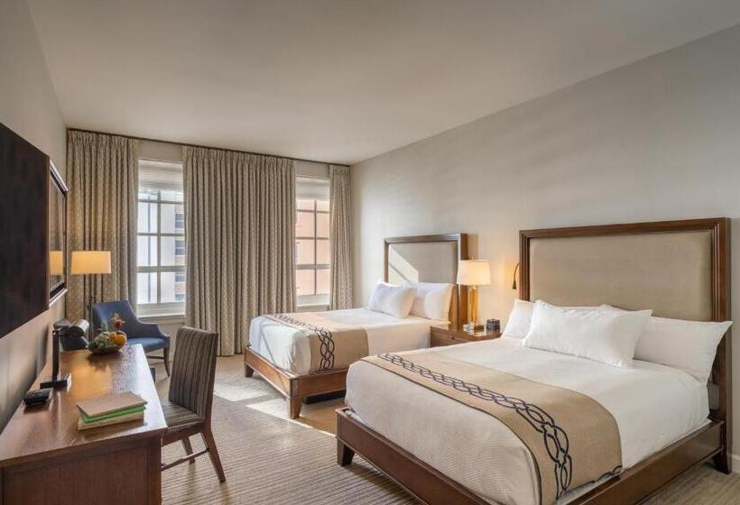 اتاق دلوکس مخصوص معلولین, Nopsi Hotel New Orleans