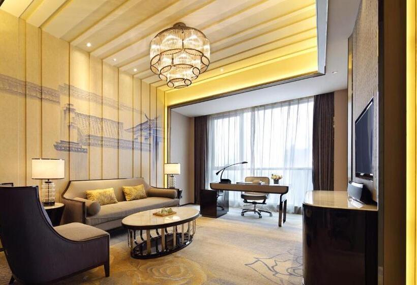 سوییت اجرایی, Wanda Realm Fuyang