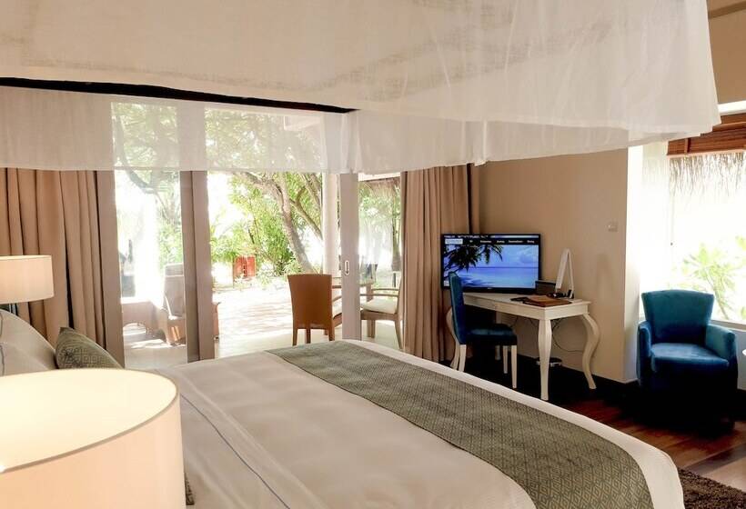 ویلای یک اتاق خوابه با استخر شنا, Nh Maldives Kuda Rah Resort   Stays Of 3 Nights Or More, 50 Percent Off Shared Roundtrip Transport