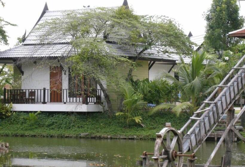 デラックスビラの１ベッドルーム, Baan Thai House