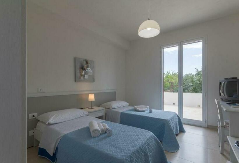 اتاق استاندارد با چشمانداز باغ, Baglio Il Giovinetto