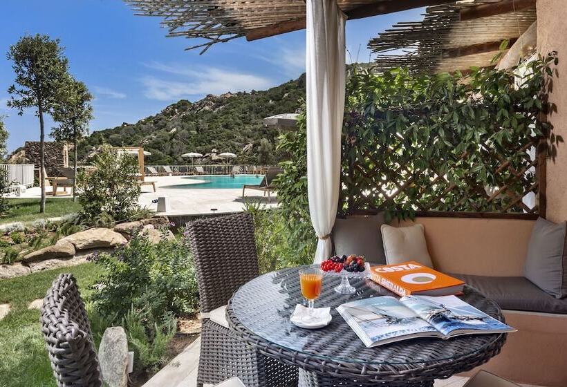 اتاق لوکس, Relais Villa Carola