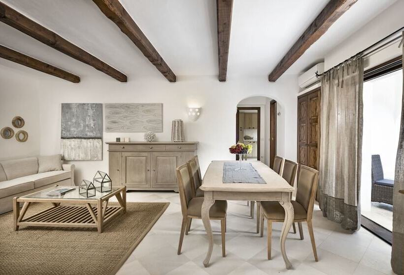 سوییت اجرایی, Relais Villa Carola