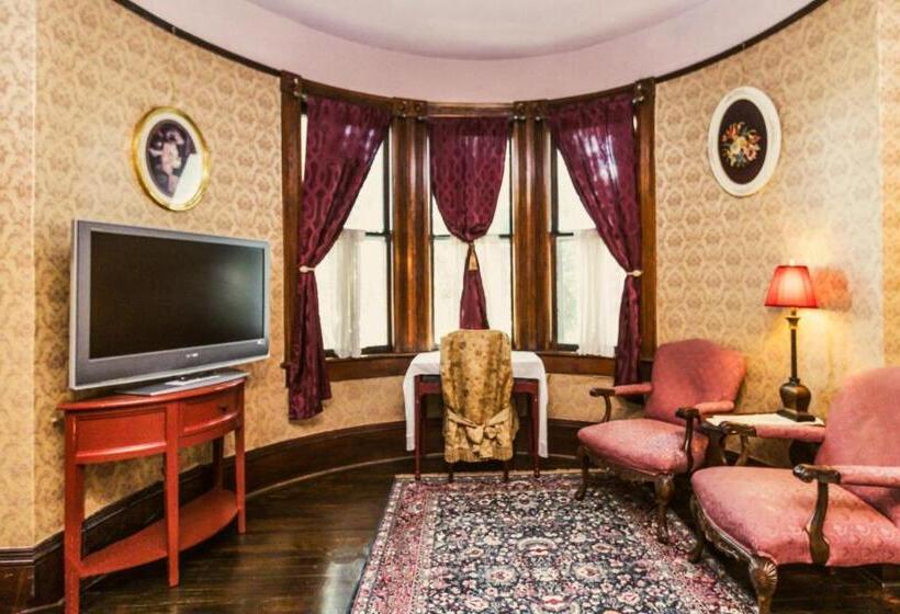 디럭스 트리플 룸, Simmons Bond Inn Bed & Breakfast