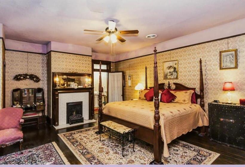 디럭스 트리플 룸, Simmons Bond Inn Bed & Breakfast
