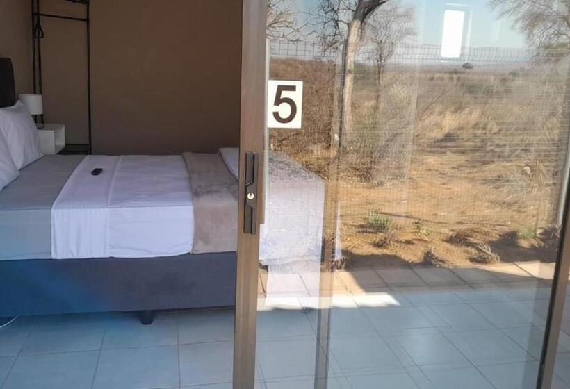 Номер Стандарт, Riverview Pool Resort And Lodge