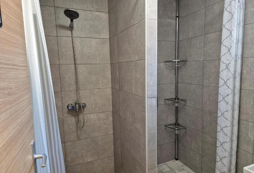 اتاق عادی, Bled Lesce Station Rooms And Beds