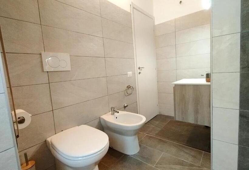 اتاق استاندارد با بالکن, Kalon Brion House