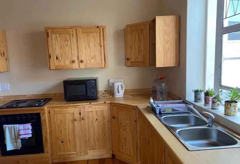 Семейный Номер, St Luke S Retreat Centre And Guest House