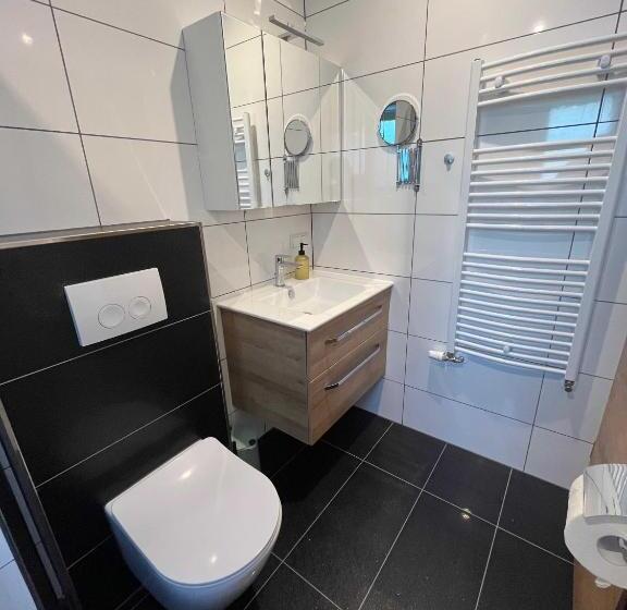 Quarto Estandar, Pension Andelsen