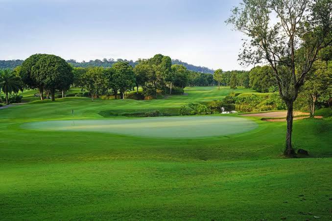 Апартаменты 3 Спальни, Blue Canyon Golf Course Condos