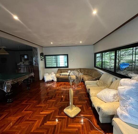 Апартаменты 3 Спальни, Blue Canyon Golf Course Condos