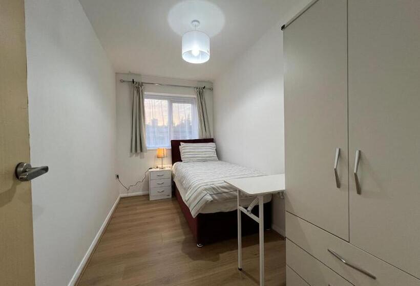غرفة قياسية فردية, Kilnview Guesthouse Hanley & Staffordshire University