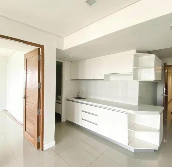 Studio Standard, Sapphire Seaview Park