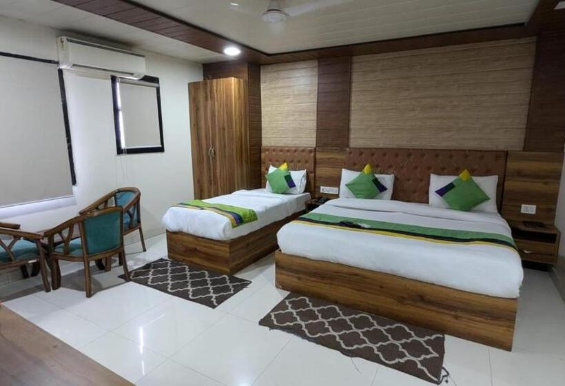 Номер Deluxe, Gloab Residency Near Delhi Airport
