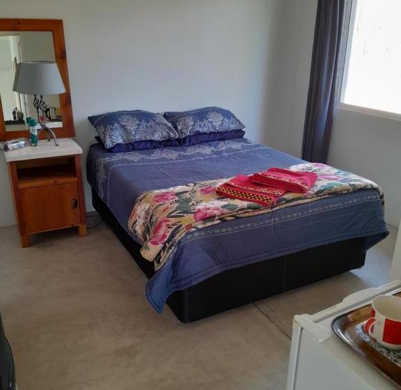 اتاق سوپریور, Woburn Guest House