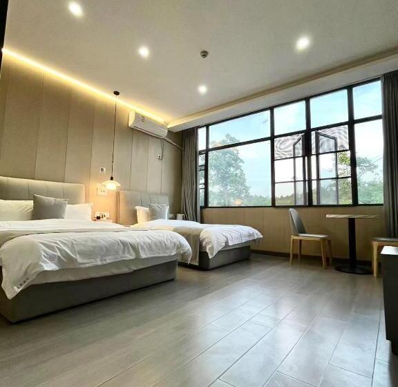 Семейный Номер, Jinyang Xinyi Hotel   Tianfu International Airport