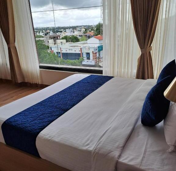 Люкс, Sky Inn