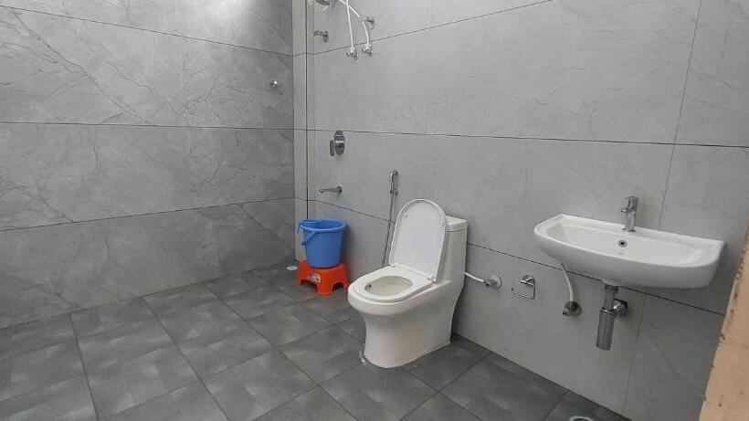 Люкс, Sky Inn