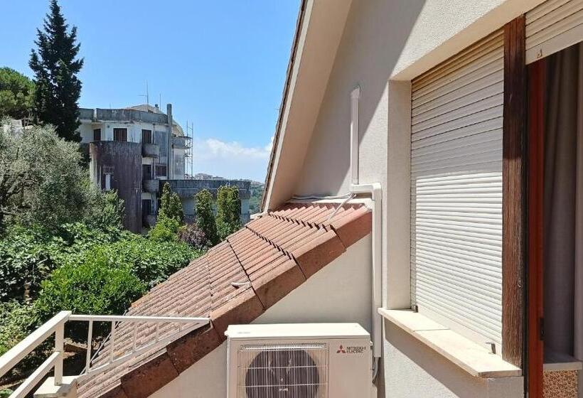 Номер Стандарт с Балконом, Casa Di Tota   Affittacamere